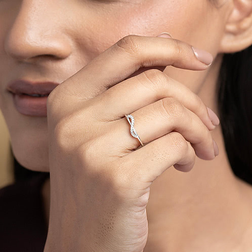 Serenade Ripple Ring in 925 Silver