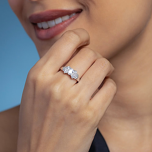Artisan Peak Ring in 925 Silver