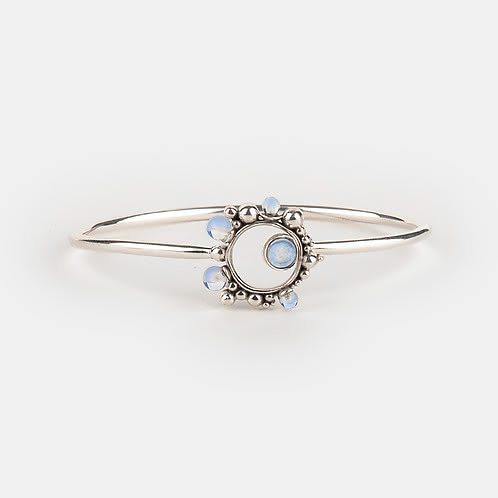 A Sunday Siesta Bracelet in 925 Silver