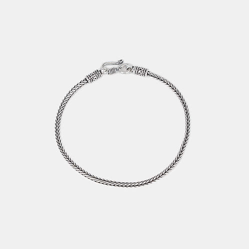 Knot 9 Inches Men's Bracelet in 925 Silver