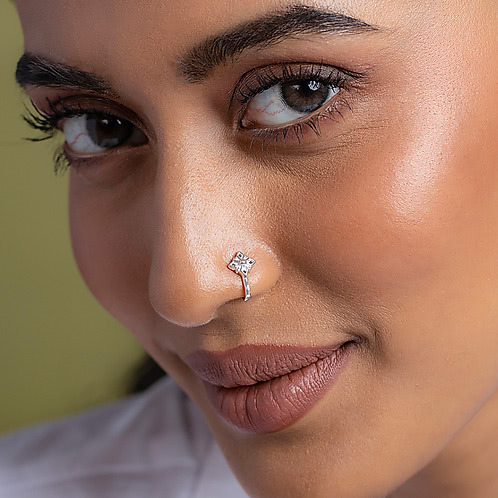 North Star Nose Pin in 925 Silver