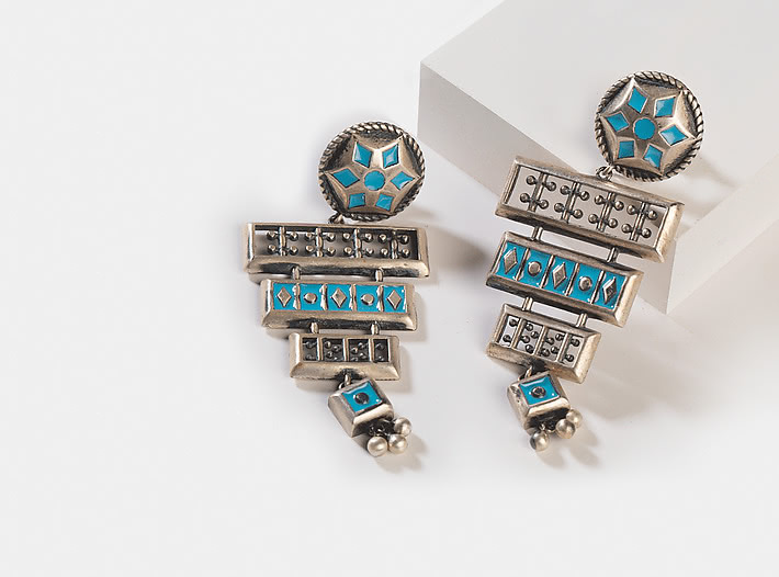 Antique Sesayana Sculpture Earrings
