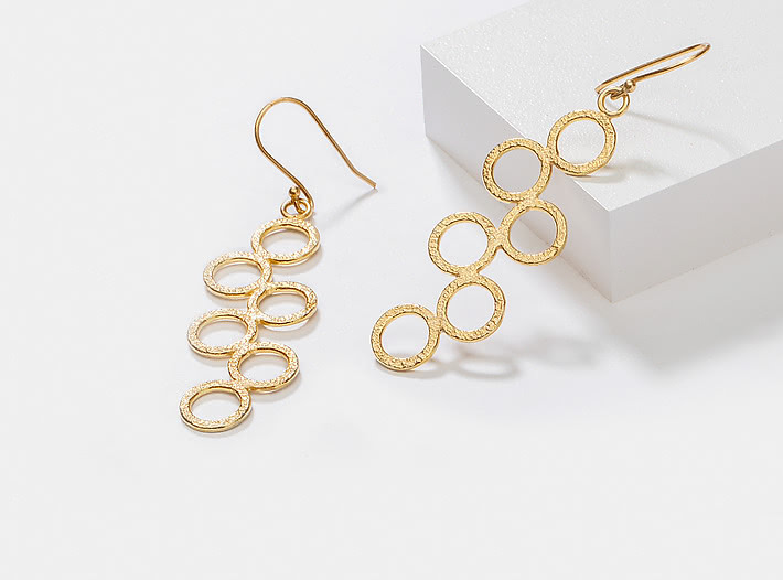 So Versatile Earrings in Gold Plating