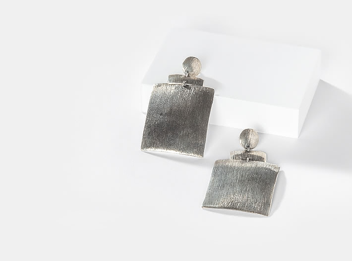 Drama Queen Earrings