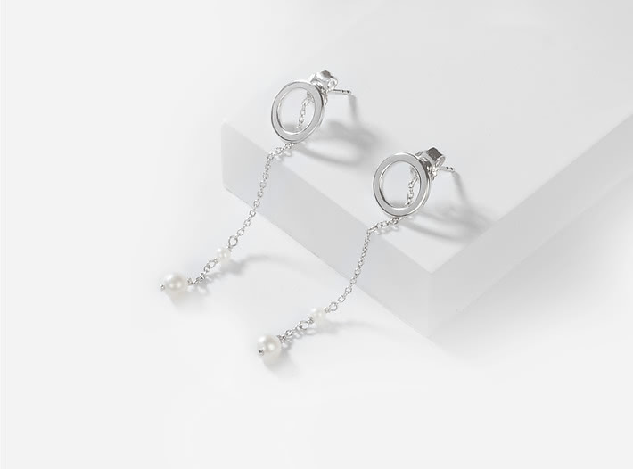 Friyay Vibes Earrings