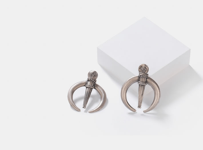 Antique Enais Office Party Ke Earrings