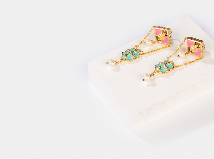 Baari Barsi Earrings in Gold Plated Brass