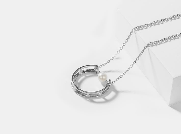 So Wearable Necklace