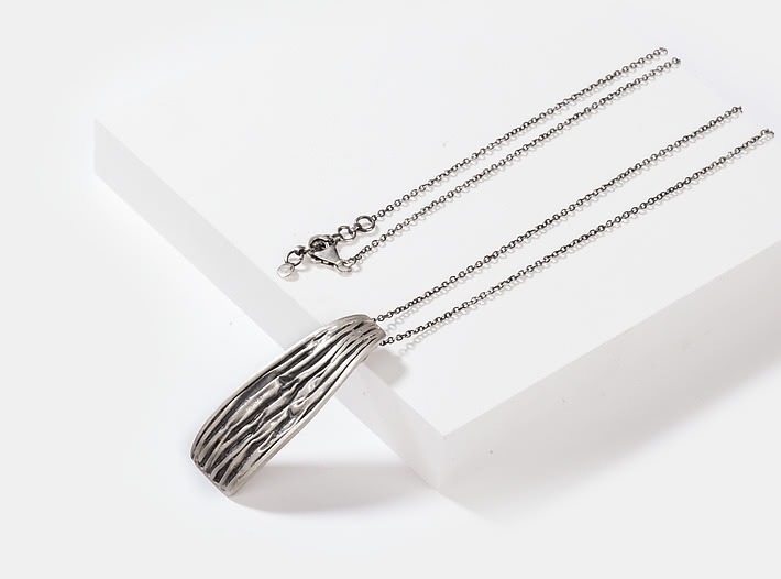 Paddle Through Necklace