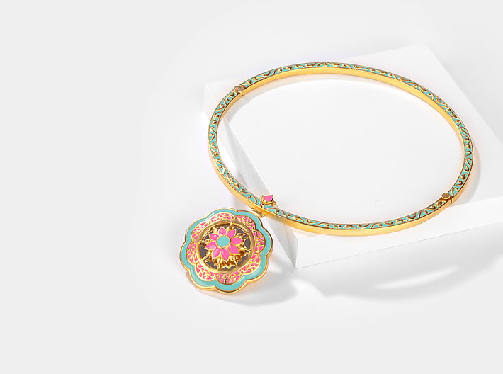 Genda Phool Necklace in Gold Plated Brass
