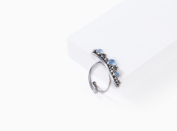 A Lazy Morning Ring