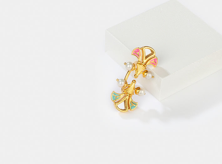 Chalka Re Ring in Gold Plated Brass