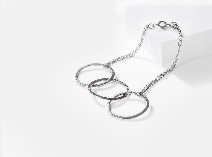 Run the World Bracelet