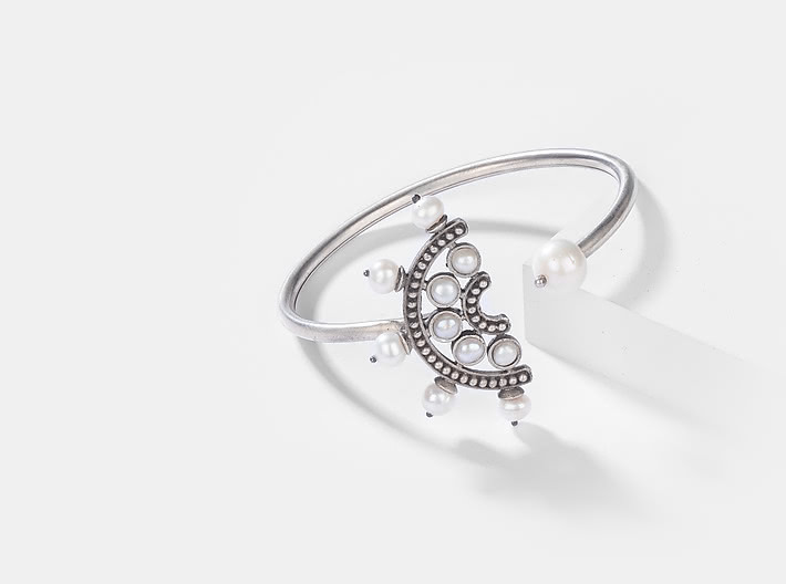 No Mani Needed Bracelet