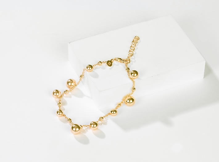 Spotlight Bracelet in Gold Plating