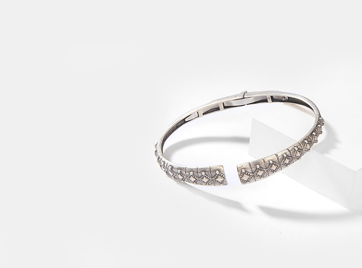 Antique Dadis Club Lunch Bracelet