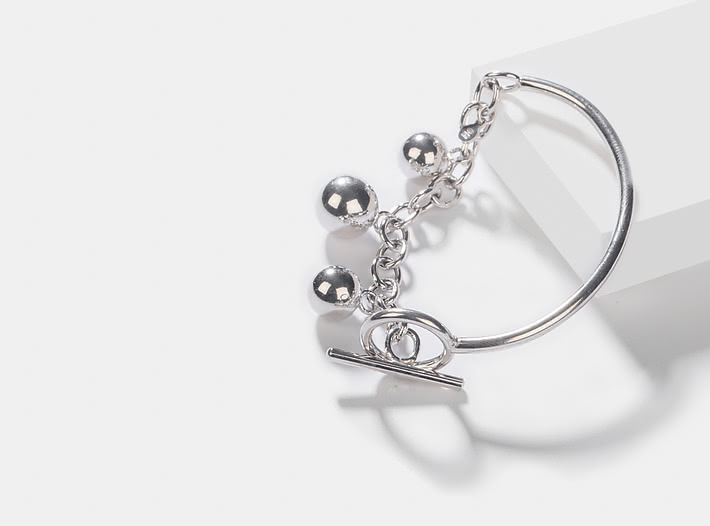 Lean On Bracelet in Rhodium Plating