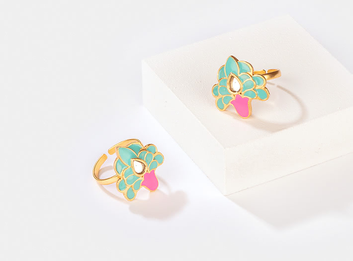 Navrai Majhi Toe Rings in Gold Plated Brass